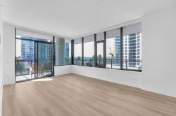 1002-626 Claremont Street Coquitlam, BC V3J 0T1