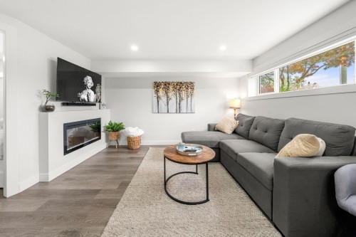 1120 Wellington Drive, North Vancouver, BC 