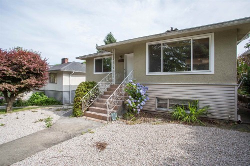 2536 29Th Avenue E, Vancouver, BC 