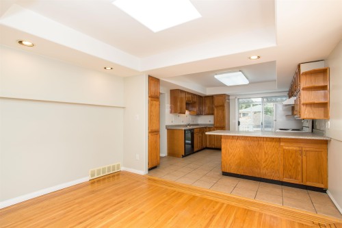 2536 29Th Avenue E, Vancouver, BC 