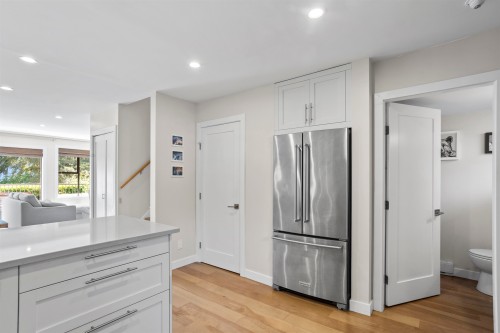 2-2151 Banbury Road, North Vancouver, BC 