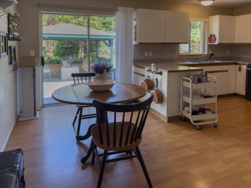 5461 Carnaby Place, Sechelt, BC 