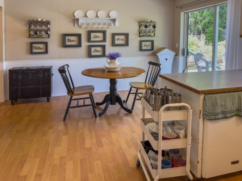 5461 Carnaby Place, Sechelt, BC 