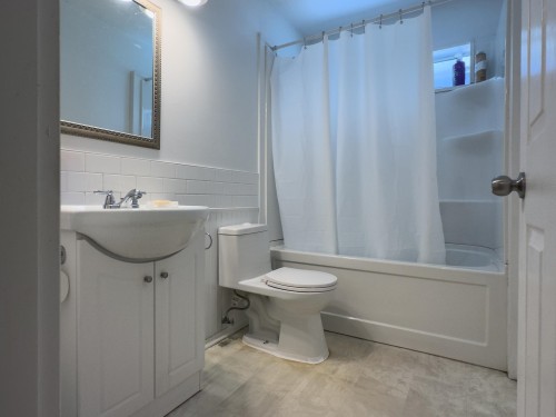 5461 Carnaby Place, Sechelt, BC 