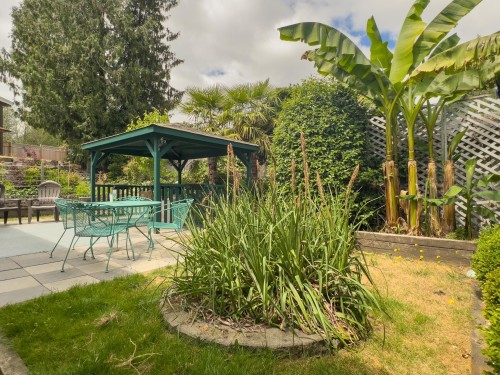 5461 Carnaby Place, Sechelt, BC 