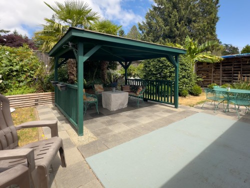 5461 Carnaby Place, Sechelt, BC 