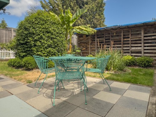 5461 Carnaby Place, Sechelt, BC 
