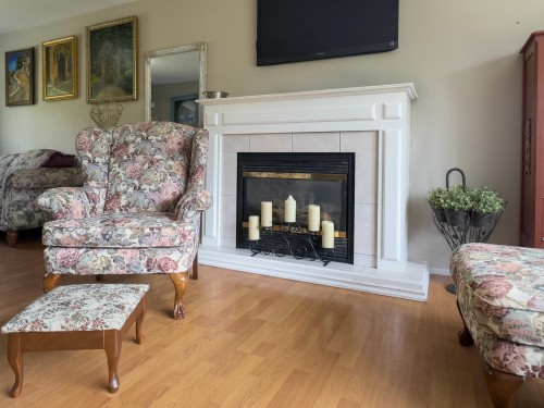 5461 Carnaby Place, Sechelt, BC 