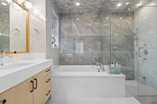7662 French Street, Vancouver, BC 