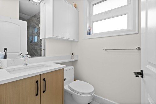 7662 French Street, Vancouver, BC 