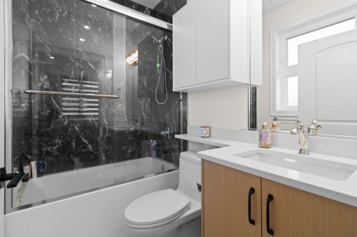 7662 French Street, Vancouver, BC 
