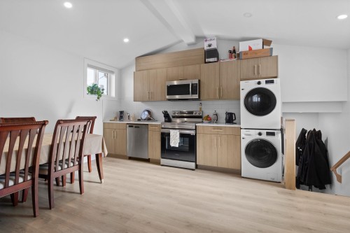 7662 French Street, Vancouver, BC 