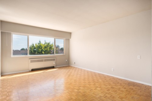 311-1970 41st Avenue W, Vancouver, BC V6M 1Y4 2
