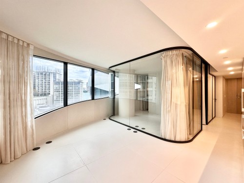 1033 Nelson Street, Vancouver, BC 
