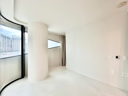 1033 Nelson Street, Vancouver, BC 
