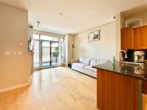 2688 Vine, Vancouver, BC 