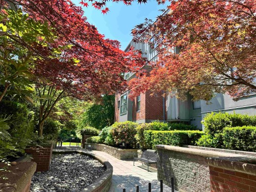 2688 Vine, Vancouver, BC 