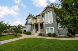 5399 Carson Street Burnaby, BC V5J 2Z3
