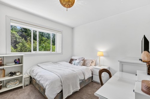 5631 Page Road, Sechelt, BC 
