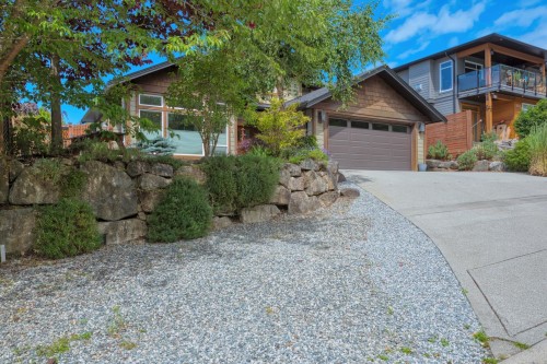 5631 Page Road, Sechelt, BC 