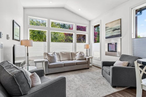5631 Page Road, Sechelt, BC 