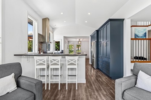 5631 Page Road, Sechelt, BC 