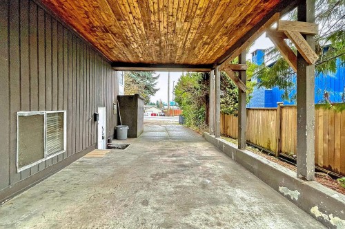 768 Como Lake Avenue, Coquitlam, BC 