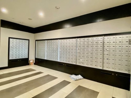 2701-2955 Atlantic Avenue, Coquitlam, BC - Indoor Photo Showing Other Room