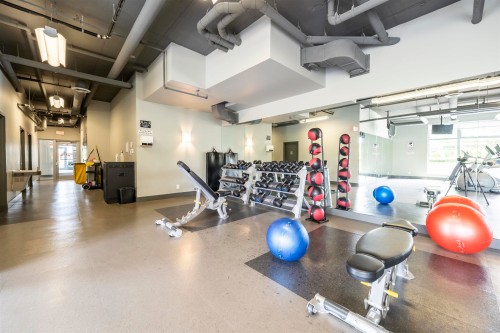 2701-2955 Atlantic Avenue, Coquitlam, BC - Indoor Photo Showing Gym Room