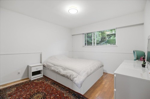 2206 Pinecrest Avenue, Coquitlam, BC 