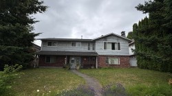3850 Moscrop Street  Burnaby, BC V5G 2C9