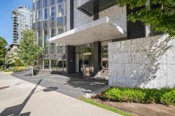 2303-620 Cardero Street  Vancouver, BC V6G 0C7