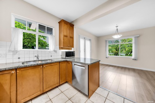 2459 39Th Avenue W, Vancouver, BC 