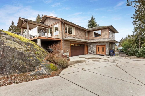 5781 Genni'S Way, Sechelt, BC 