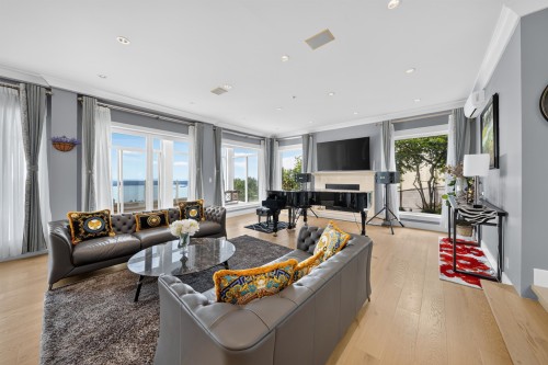 1572 Chippendale Court, West Vancouver, BC 