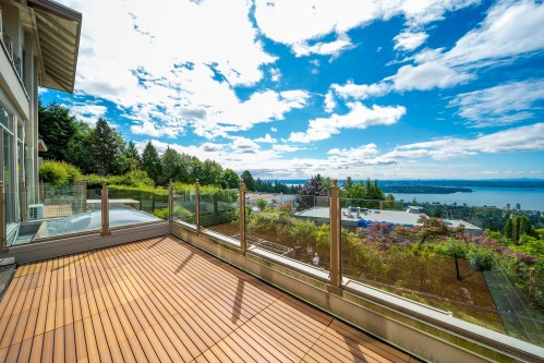 1572 Chippendale Court, West Vancouver, BC 