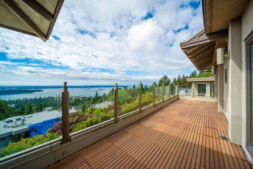 1572 Chippendale Court, West Vancouver, BC 