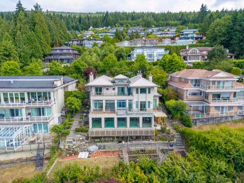 1572 Chippendale Court, West Vancouver, BC 