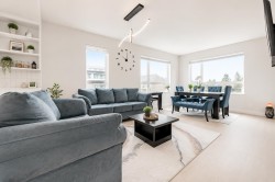 308-22265 Dewdney Trunk Road Maple Ridge, BC V2X 3J1
