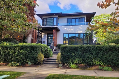 3953 21St Avenue W, Vancouver, BC 