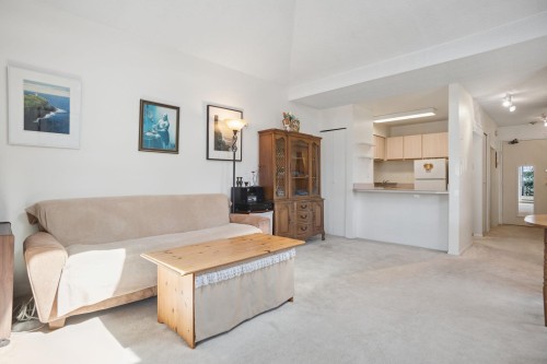 305-1545 2Nd Avenue E, Vancouver, BC 