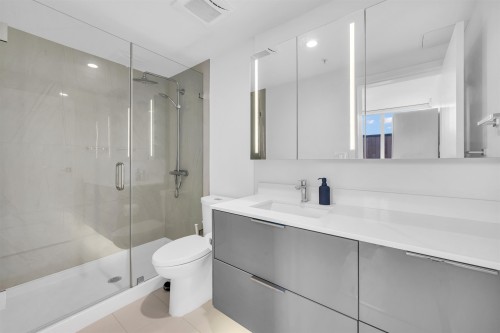 501-1471 Hunter Street, North Vancouver, BC 