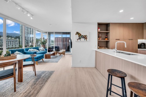 501-1471 Hunter Street, North Vancouver, BC 