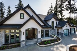 1450 Crystal Creek Drive Anmore, BC V3H 0A3
