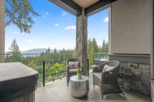 1450 Crystal Creek Drive, Anmore, BC 