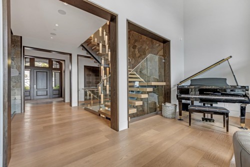 1450 Crystal Creek Drive, Anmore, BC 