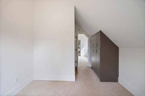 67 16Th Avenue E, Vancouver, BC 