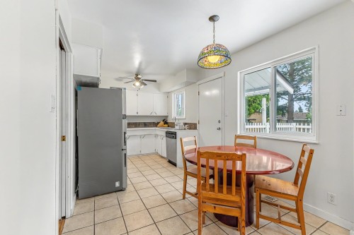 1684 Cornell Avenue, Coquitlam, BC 