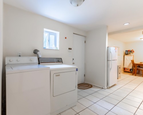 1684 Cornell Avenue, Coquitlam, BC 
