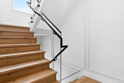 1-2741 7Th Avenue E, Vancouver, BC 